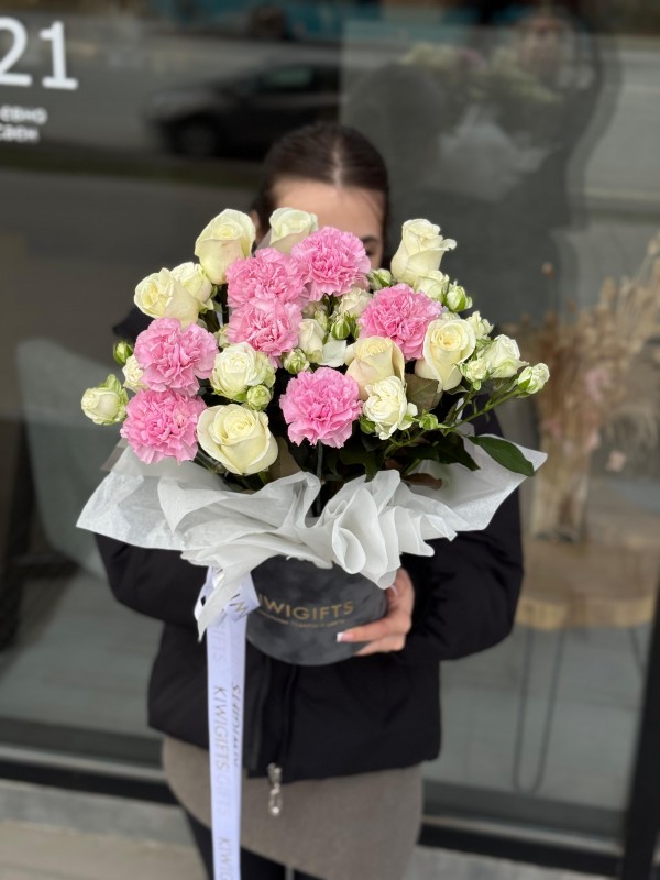 Цветочная композиция в коробке №24