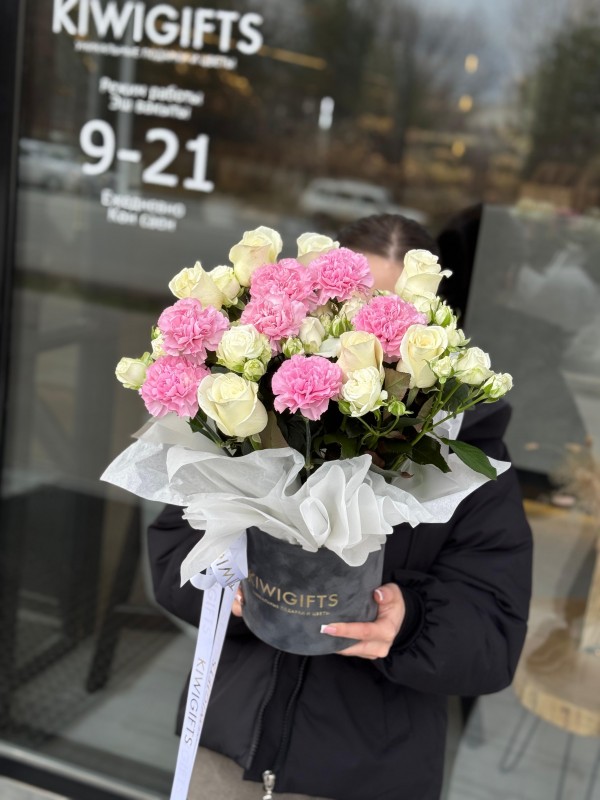 Цветочная композиция в коробке №24