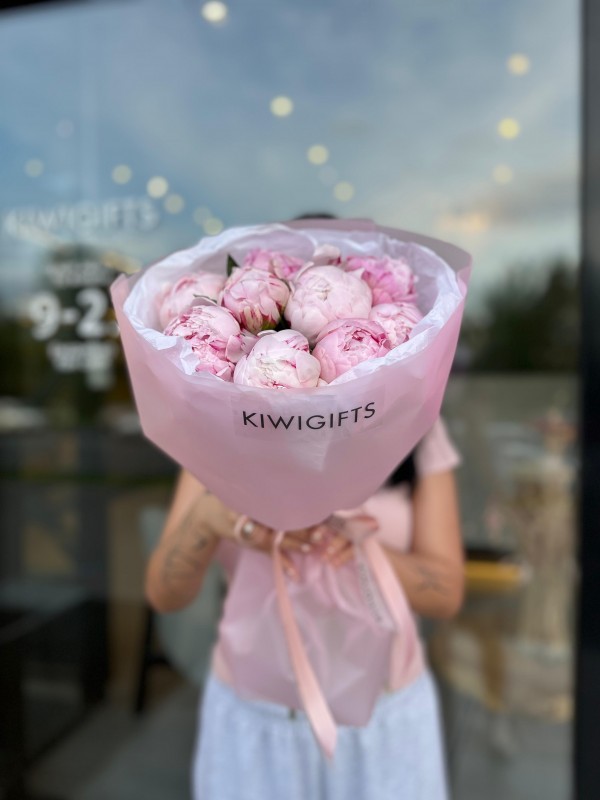 Букет из пионов №1