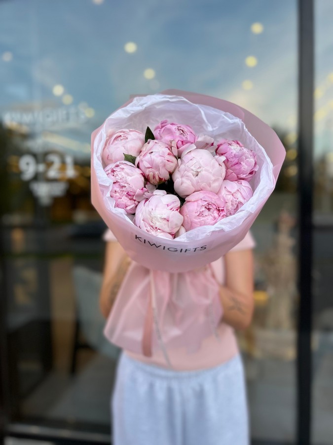 Букет из пионов №1