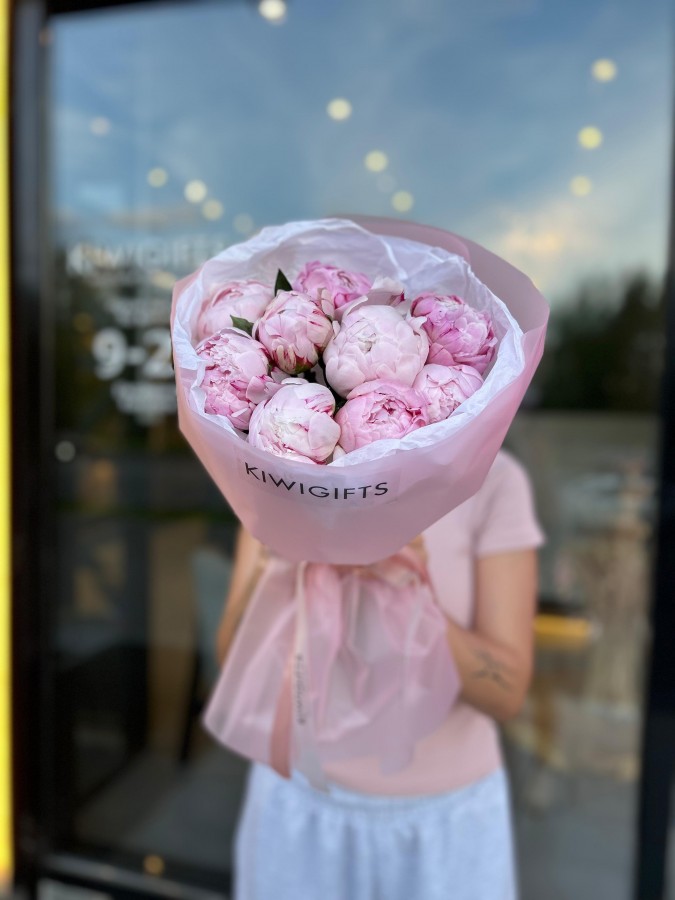 Букет из пионов №1