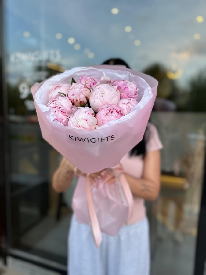 Букет из пионов №1