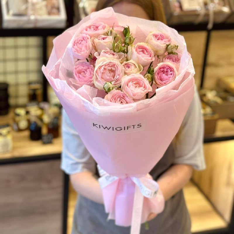 Букет из кустовых роз №8